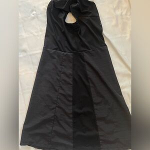 M free motion Active Black Sleeveless Hooded Dress, workout Size S